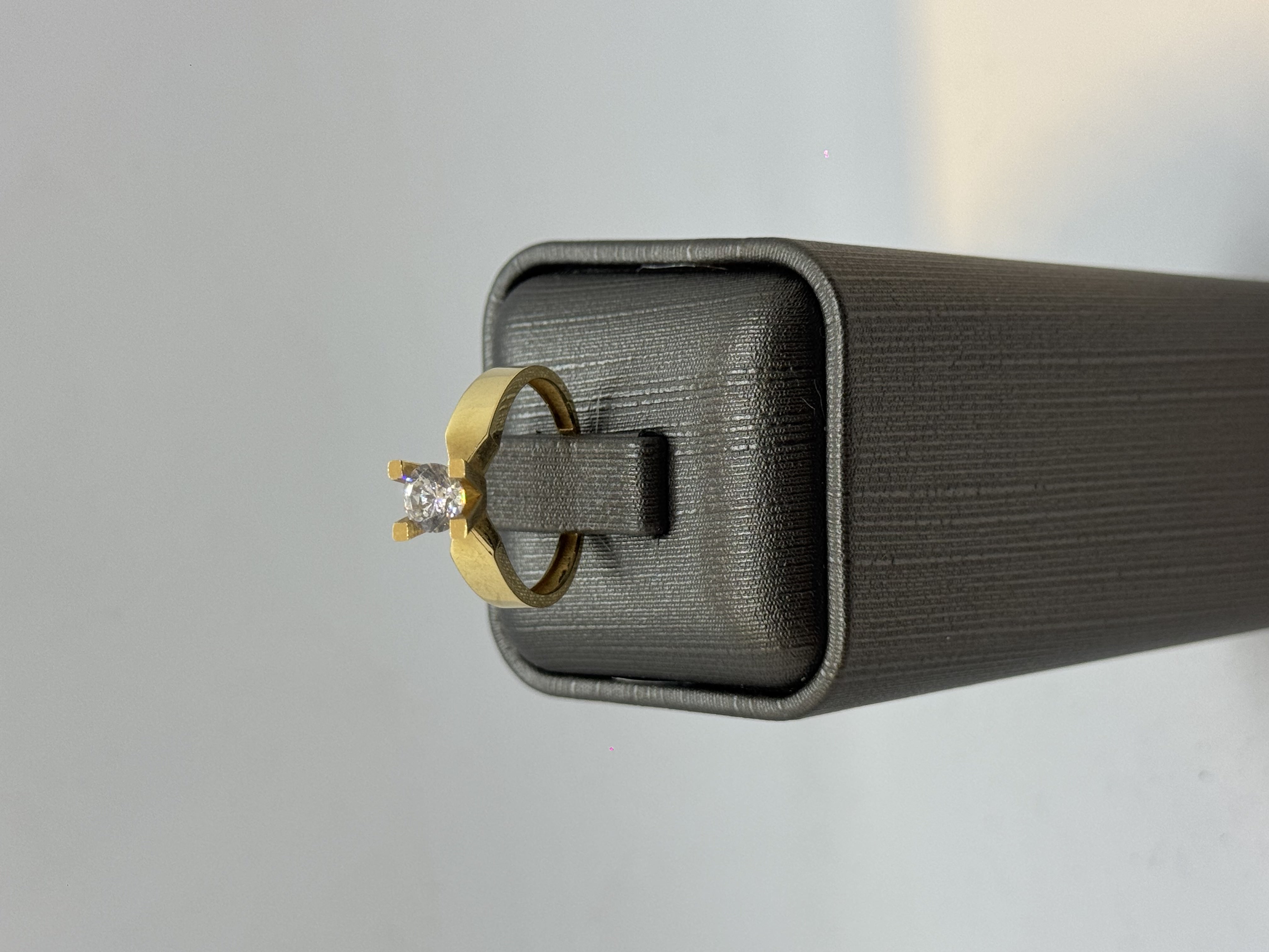 2.83 Gram 14 Ayar Tektaş Yüzük